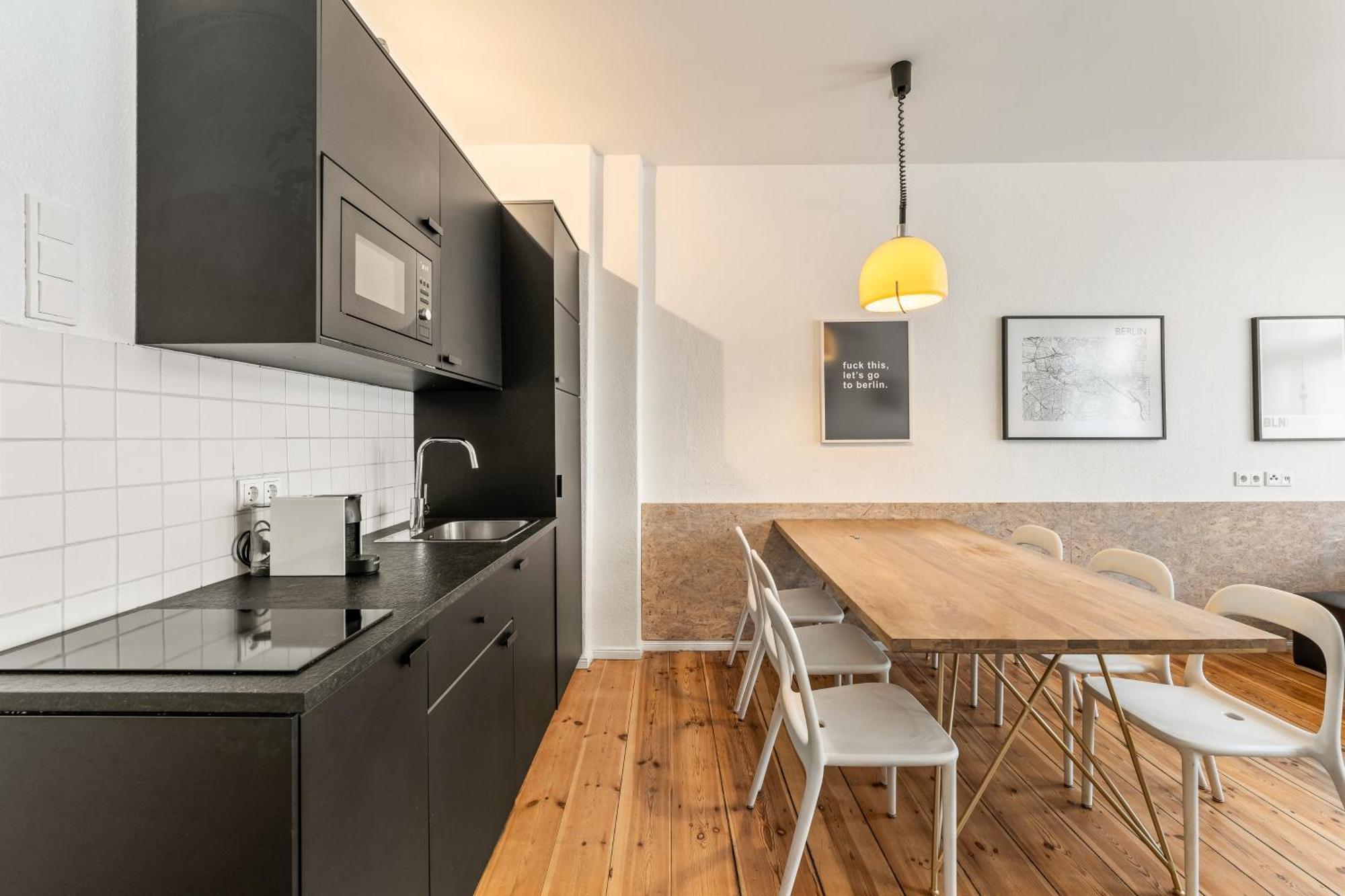 Mooeve Friedrichs Mid Apartment Berlin Luaran gambar